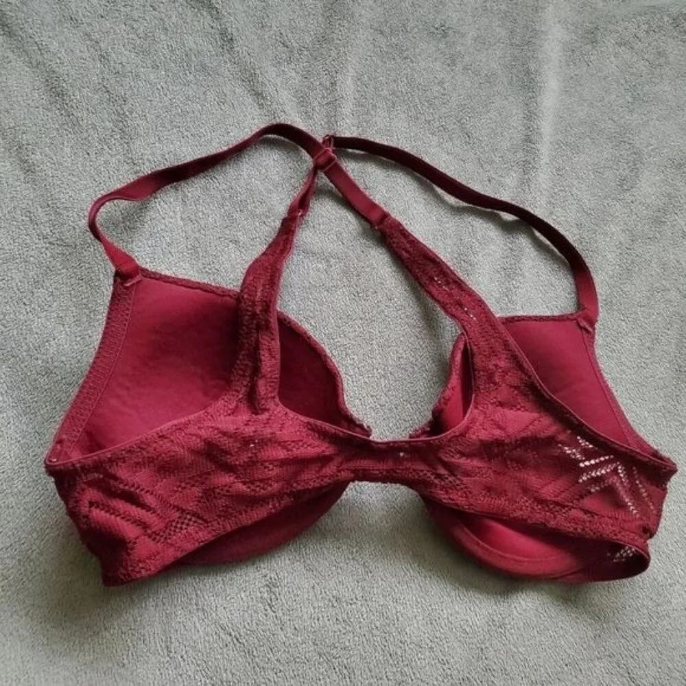 Xhilaration womens Bra 32 C wine color front clip tshirt bra‎ criss cross